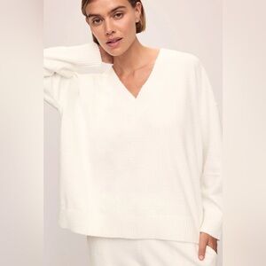 Eberjey - Recycled Boucle Boyfriend Oversized V-Neck Sweater - XS